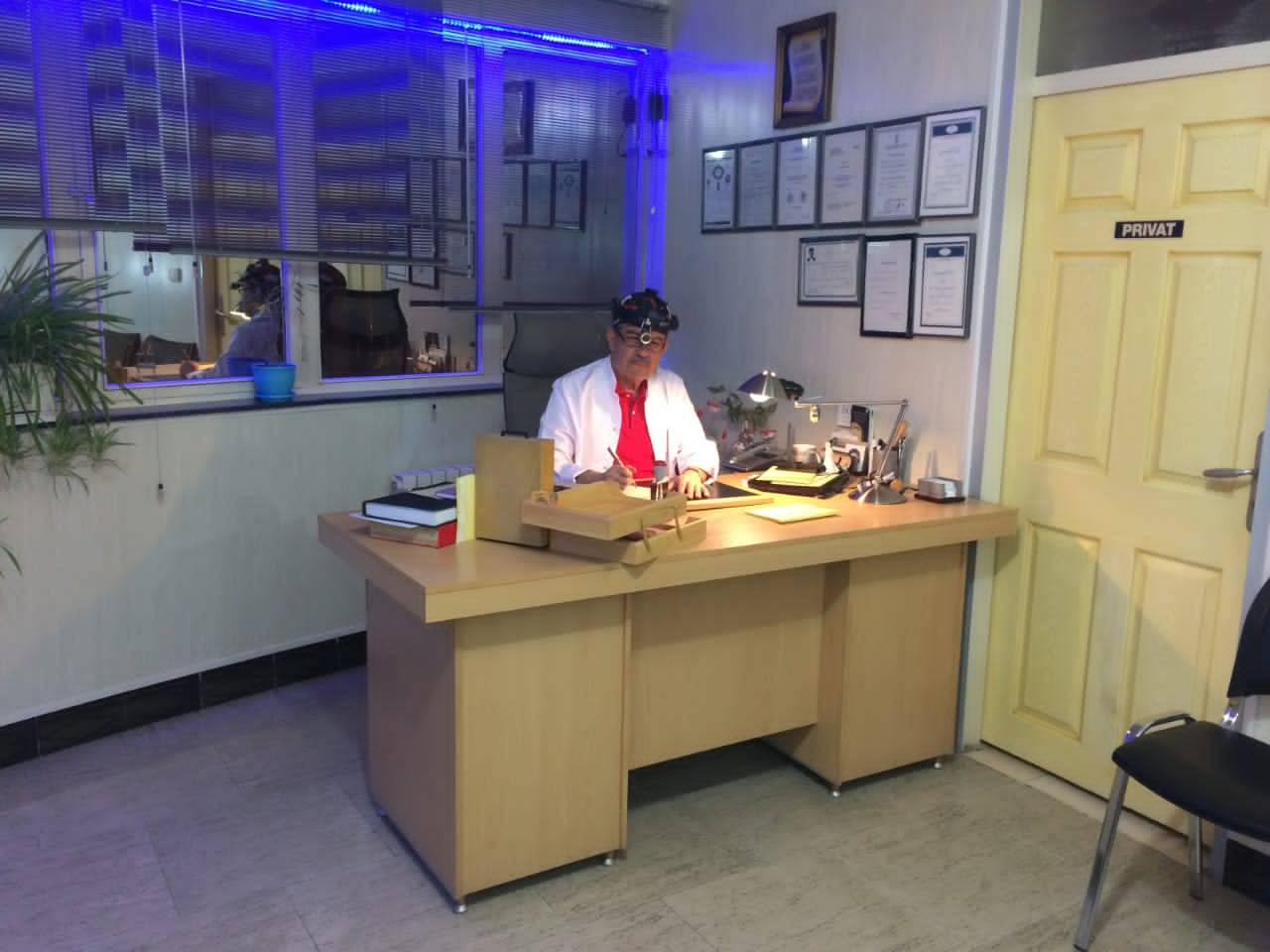 تصویر دکتر غلامرضا محمد فوقی